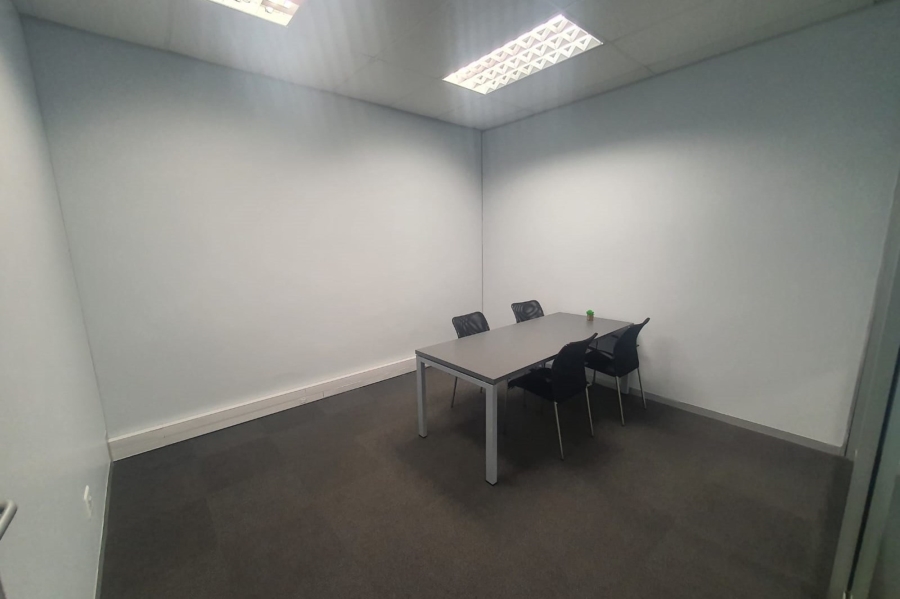 To Let commercial Property for Rent in Fairview Eastern Cape
